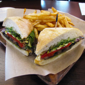Googie Grill food