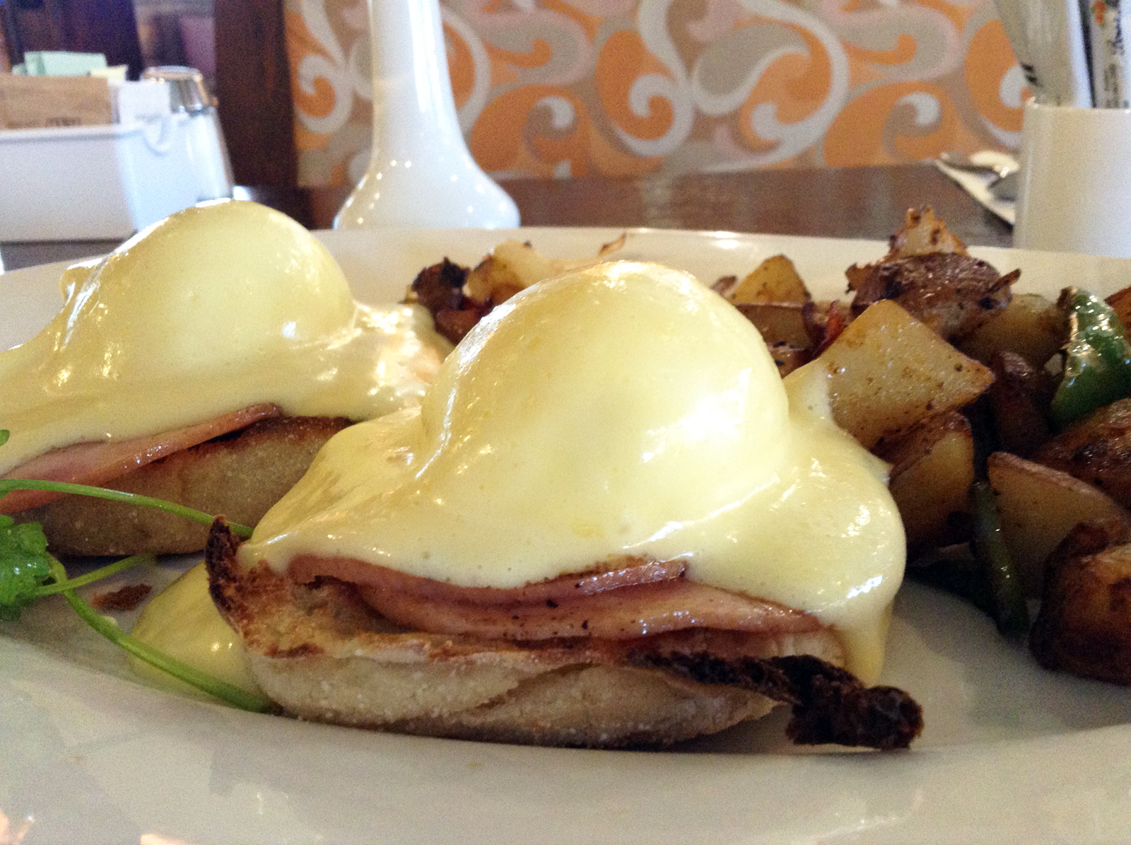 Eggs Benedict