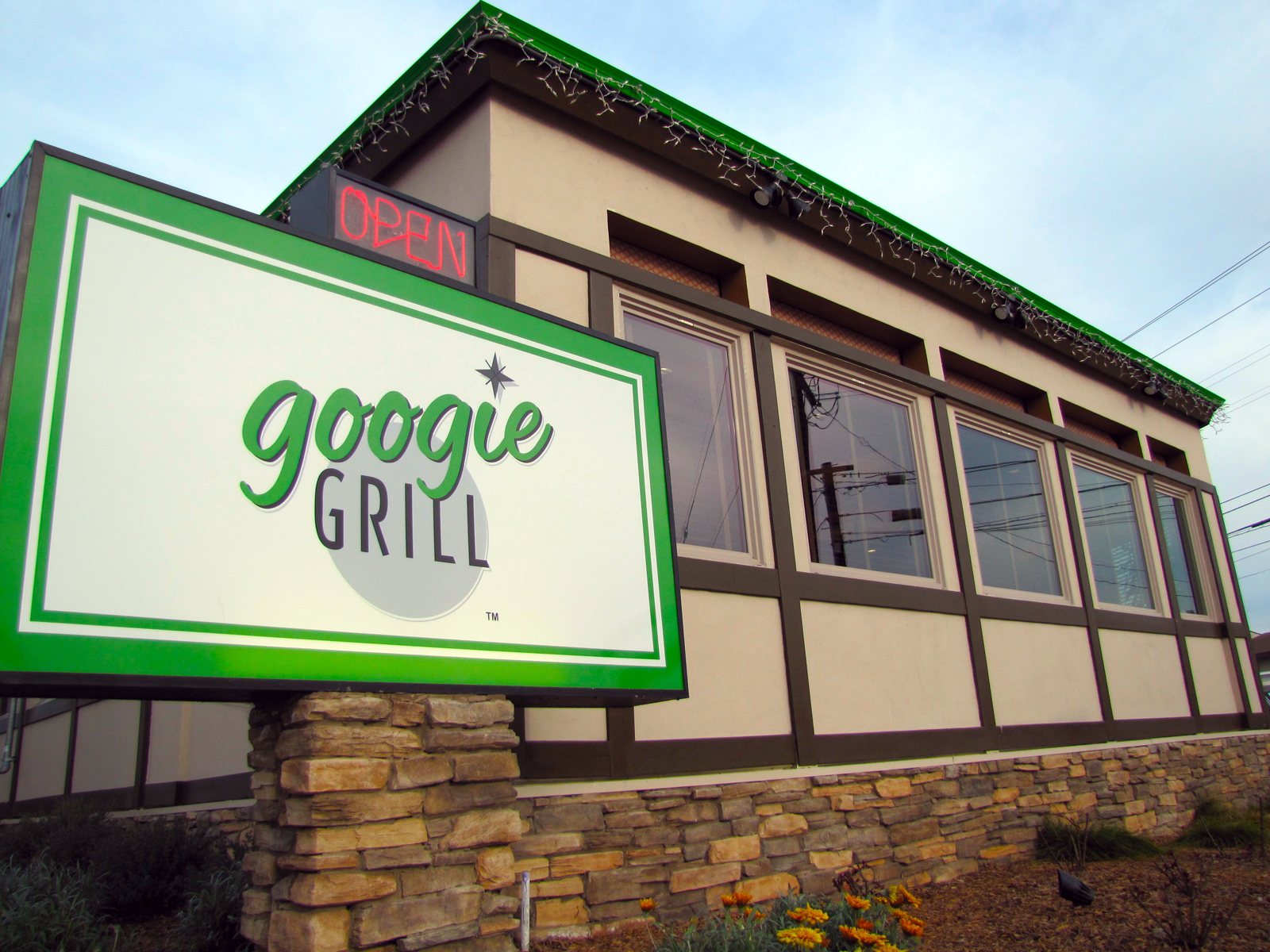 Googie Grill storefront