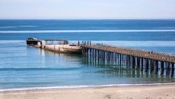 The Seacliff pier